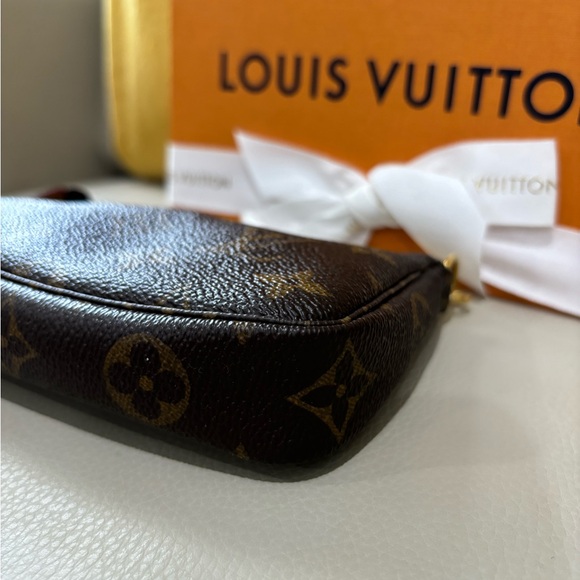 SOLD - Picture 8 of 9